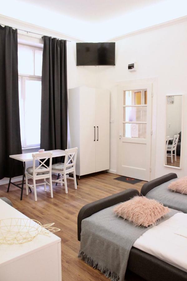 City Center Apartman - Weidlich Palace - Miskolc Kültér fotó
